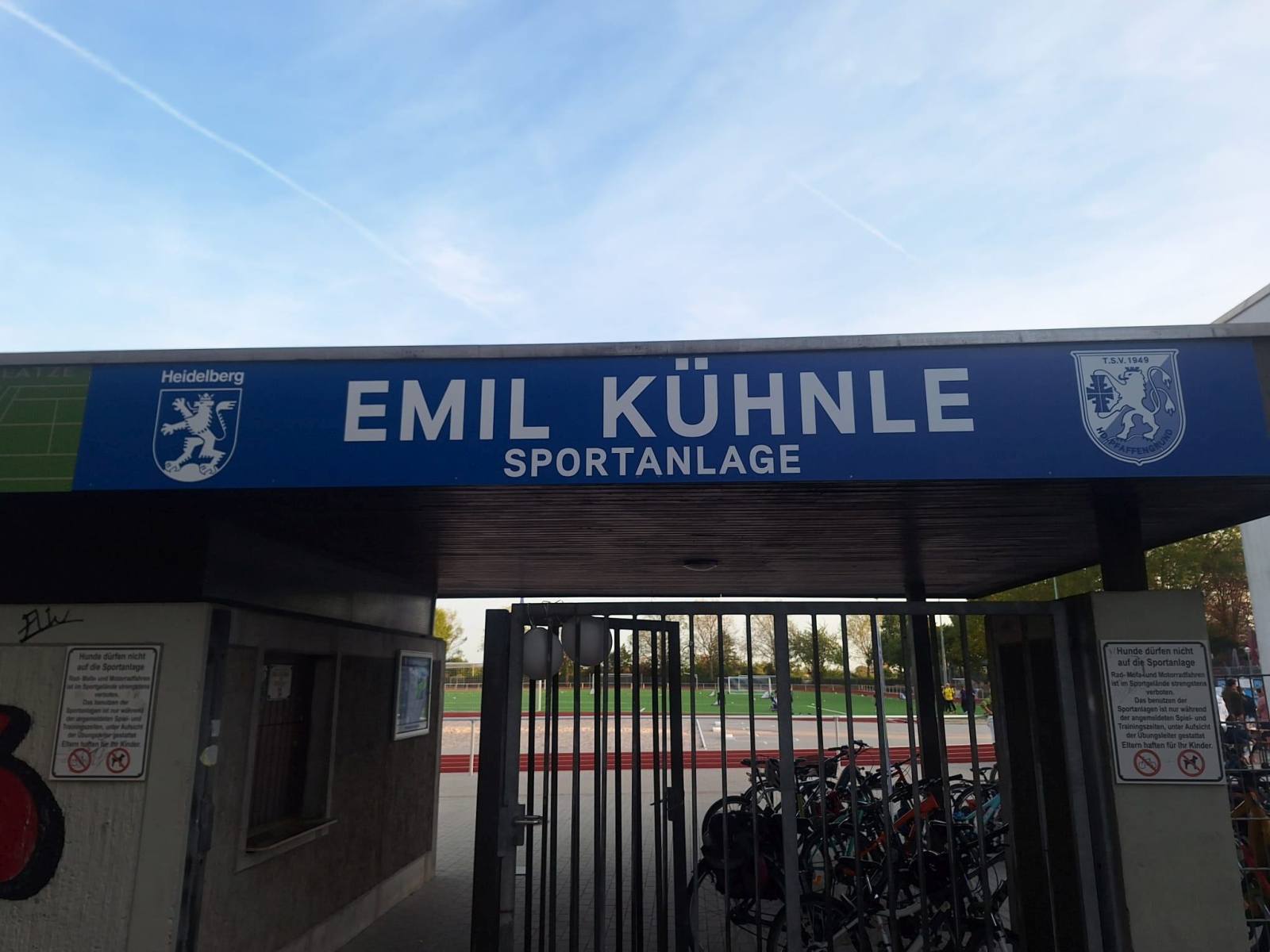 Einweihung-Sportanlage-2026-Enthuellung